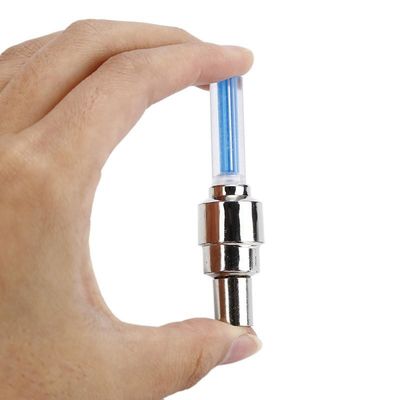 مصباح لامعين للكهرباء الجبلية