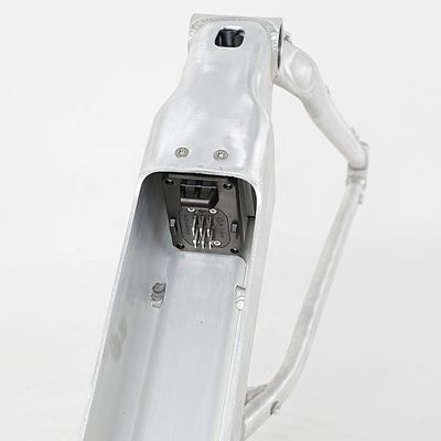 48V10A500W الدراجة الكهربائية مع بطارية مخفية وفرامل قرص سحب الكابل